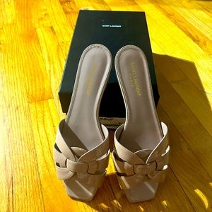 TRIBUTE MULES IN SMOOTH LEATHER SIZE 38+ US 7 1/2 .NEVER WORN